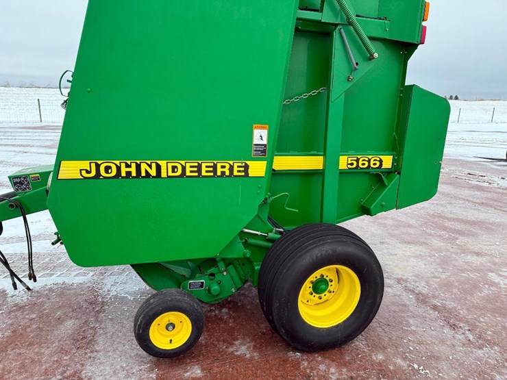 john-deere-566-image-9