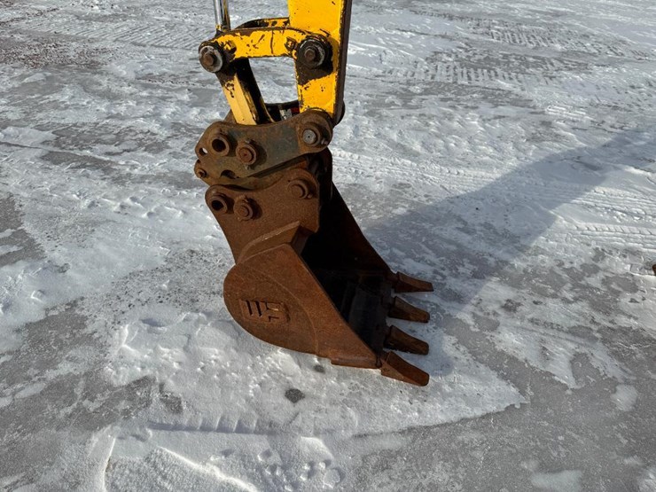 new-holland-e27sr-image-38