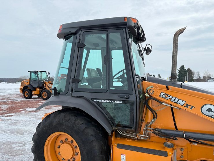 case-570n-xt-image-15