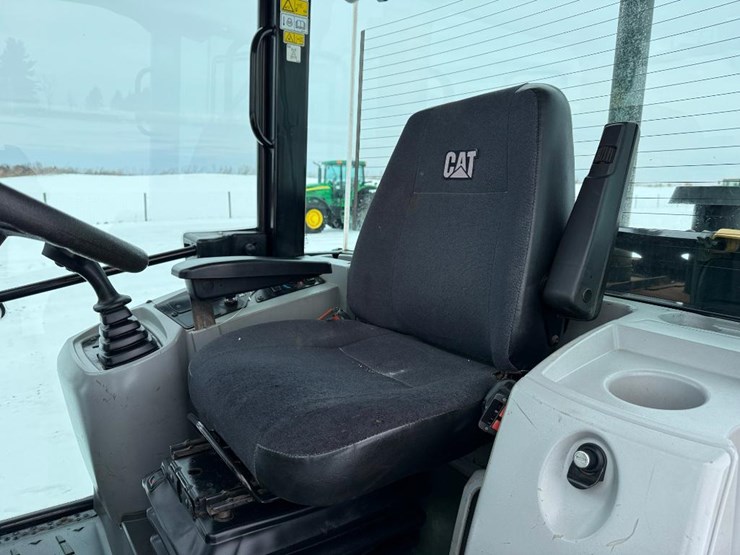 caterpillar-906m-image-54