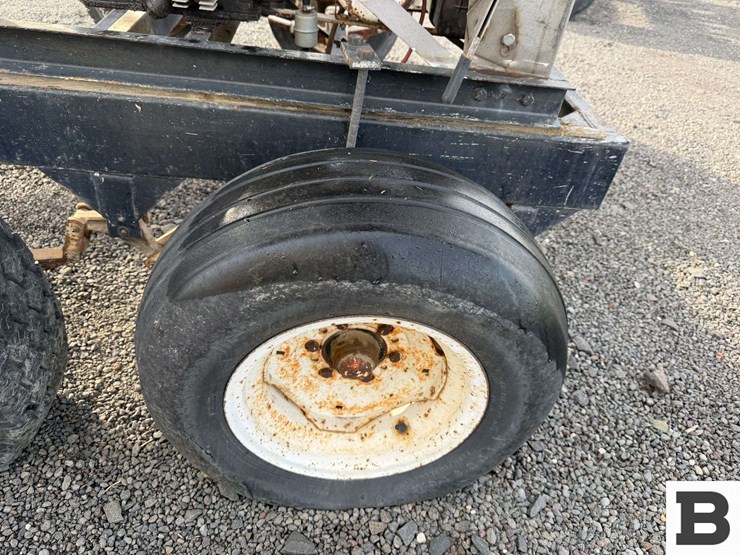 willmar-seed-tender-trailer-image-14