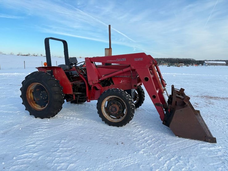 case-ih-485-image-3