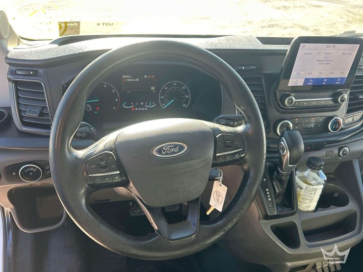 2020-ford-transit-image-11