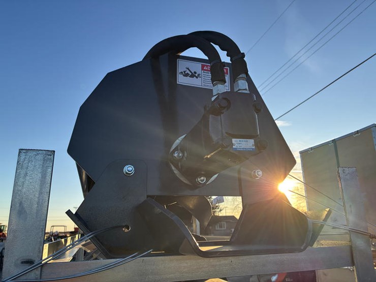 #115387-•-wolvorine-86"-tiller-image-5