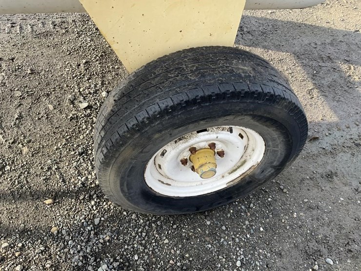 custom-550g-dual-axle-fuel-wagon-image-11