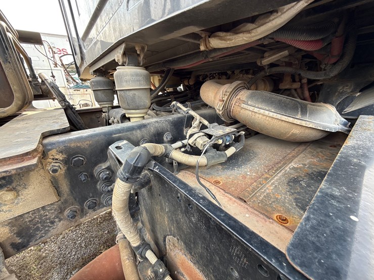 2018-western-star-4700sb-image-25