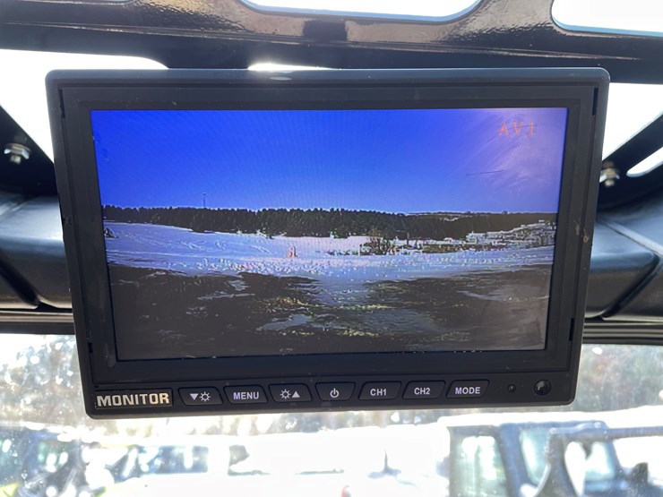 2022-bobcat-t450-image-52