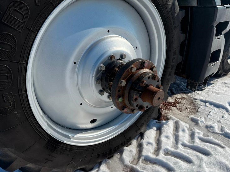 case-ih-magnum-250-image-9