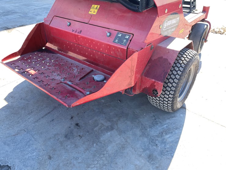 #153-•-toro-28"-aireator-image-21