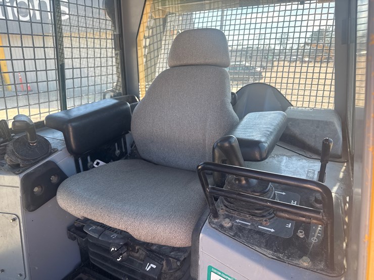 2002-deere-650h-lgp-image-25