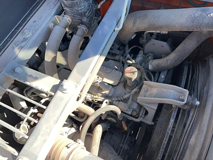 2017-hitachi-zx120-6-image-13