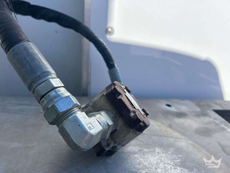 2012-altec-at200a-image-19