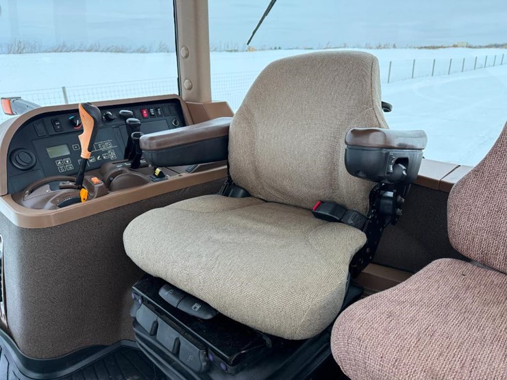 john-deere-7820-image-61