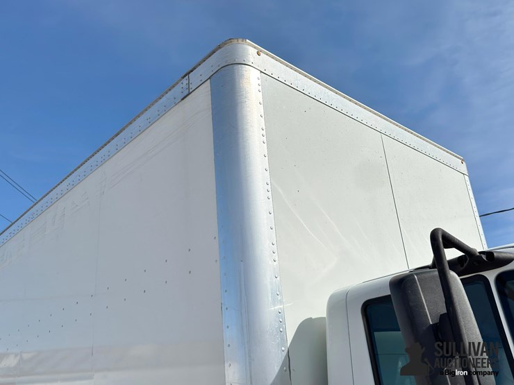 2019-international-durastar-4300-image-19