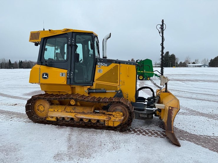 deere-650k-xlt-image-3