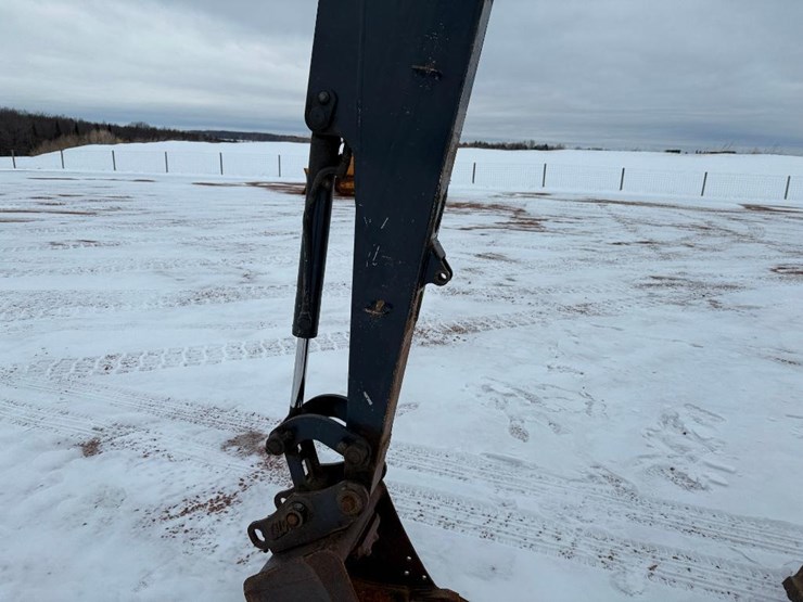 2018-deere-35g-image-41