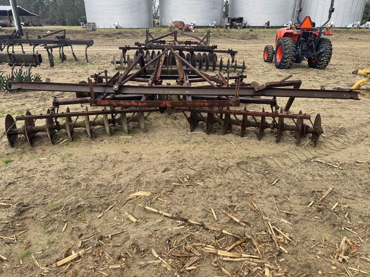 international-3pt-12'-disc-harrow-image-4