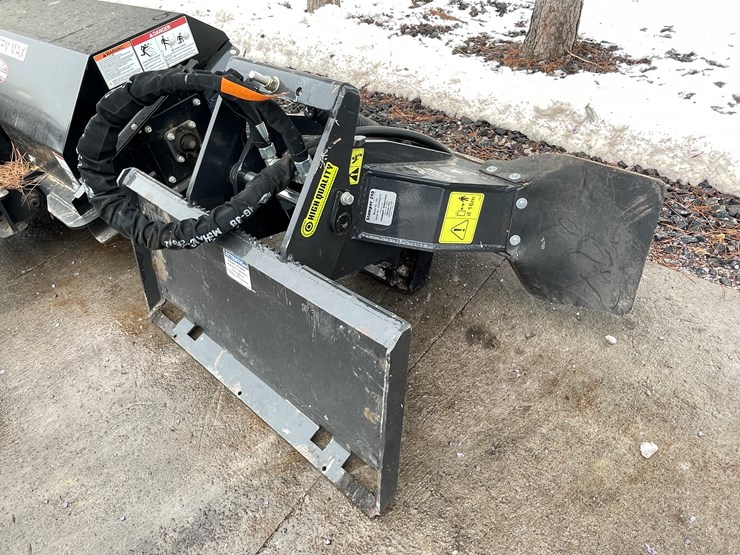#4902-•-stumper-240-mini-skid-steer-mount-stump-grinder-image-5