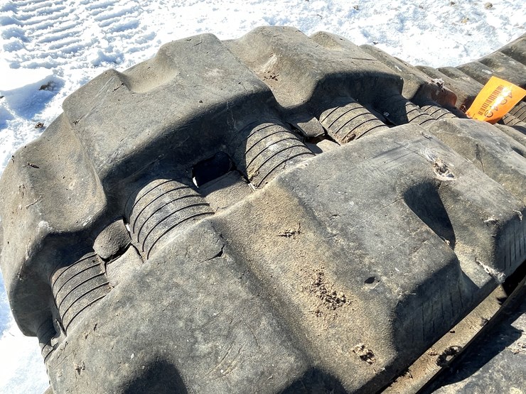#4949-•-pair-of-skid-steer-tracks-image-7