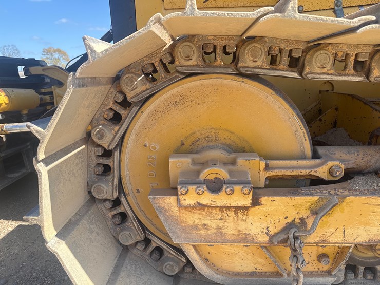 2002-deere-650h-lgp-image-35