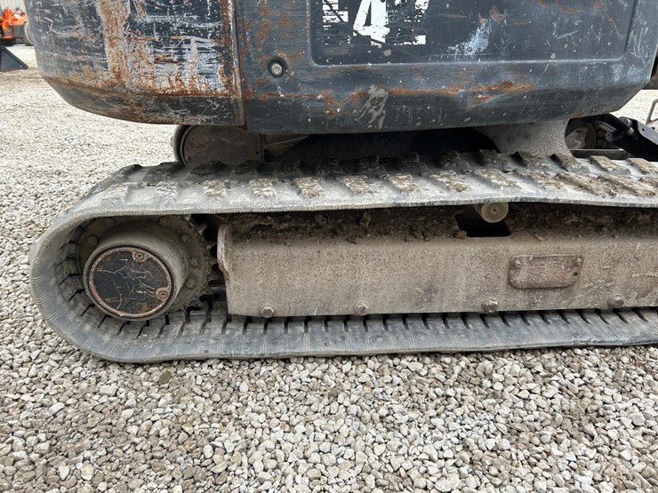 2015-bobcat-e42-image-12