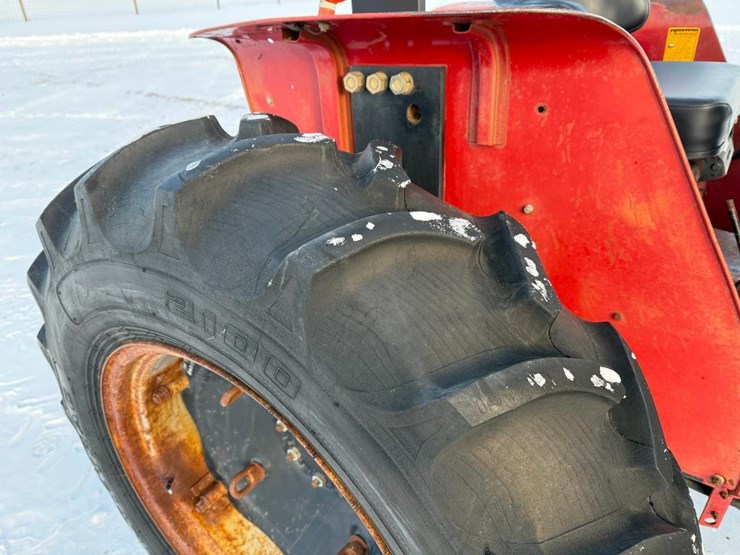 case-ih-485-image-9