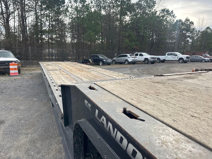 2023-landoll-455b-image-9