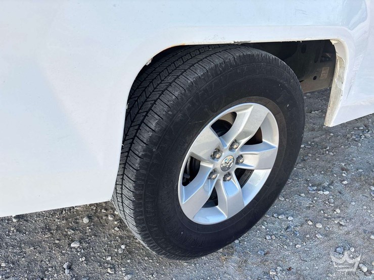 2018-dodge-1500-image-31