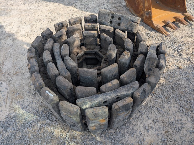 hitachi-zx135us-5-image-8