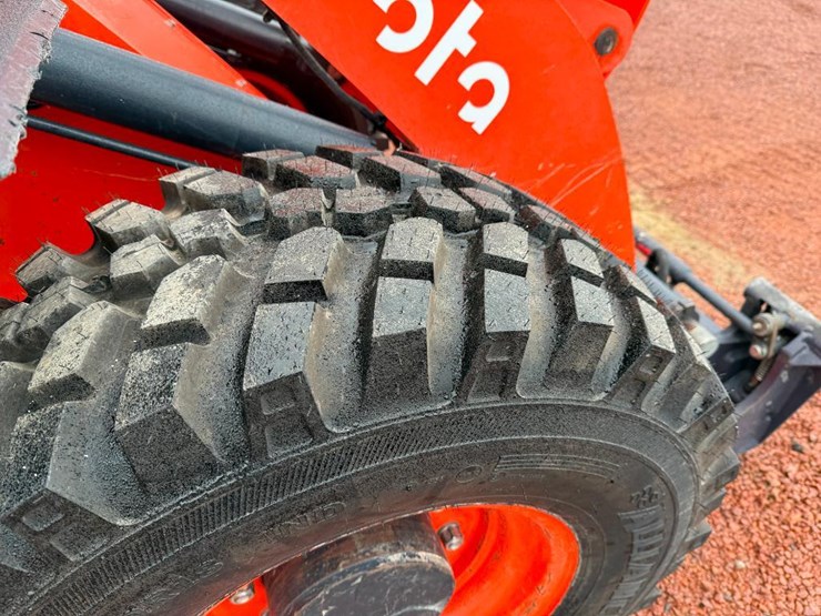 kubota-r540-image-11