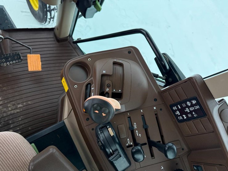 john-deere-6420-image-47