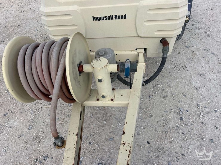 2005-ingersoll-rand-185-image-10