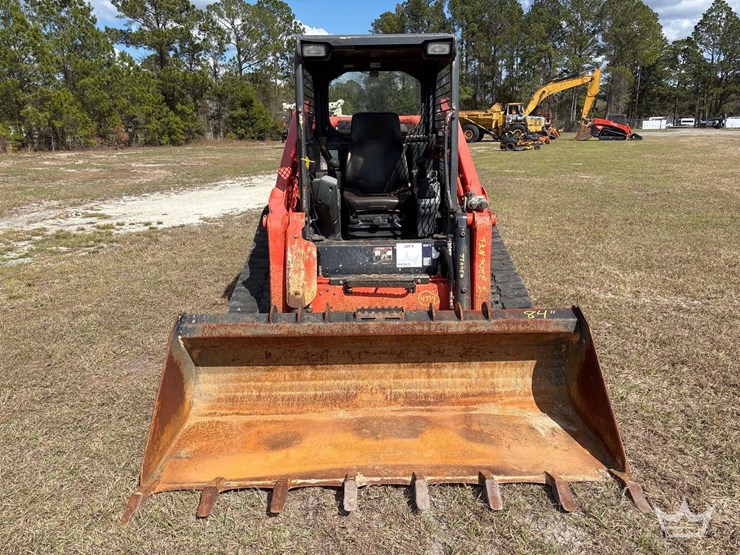 2022-kubota-svl97-2-image-40