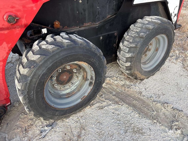 2014-takeuchi-ts50r-image-25