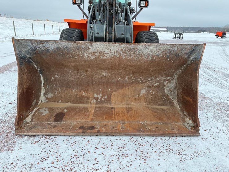 2018-doosan-dl250-5-image-39