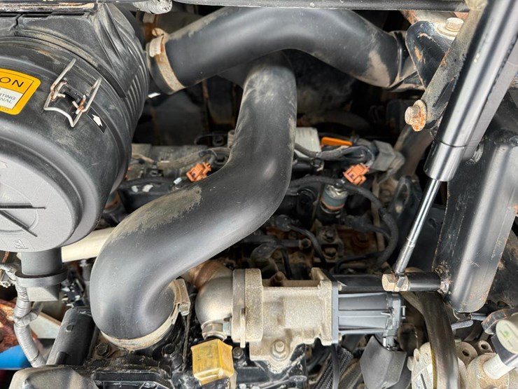 takeuchi-tb240-image-49