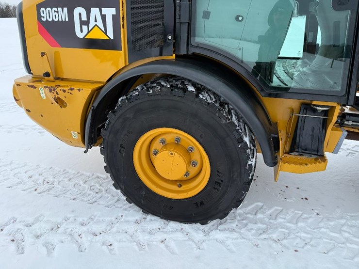 caterpillar-906m-image-12