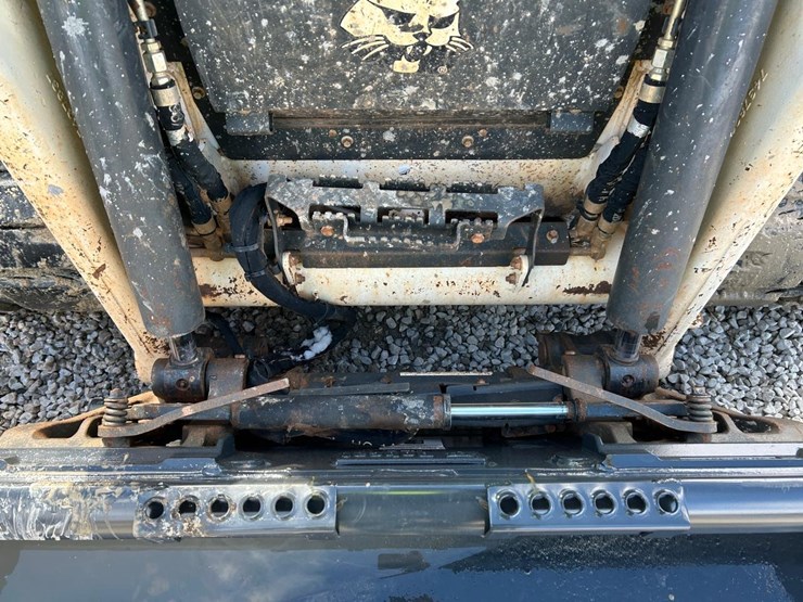 2023-bobcat-t76-image-10