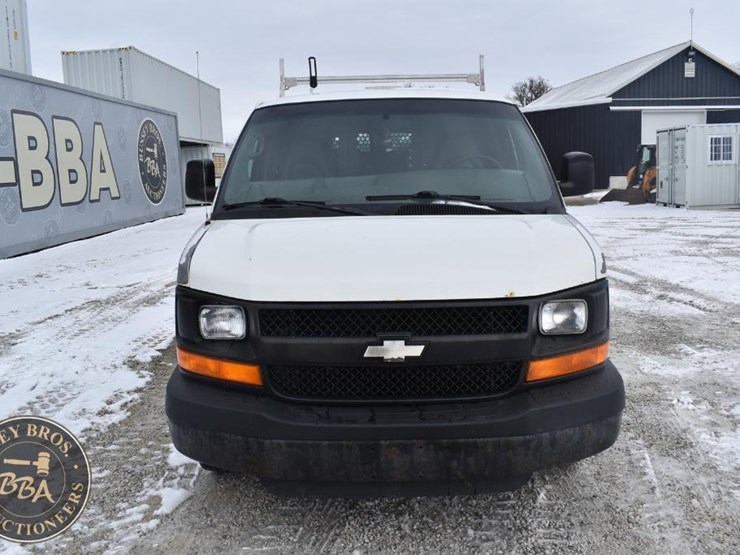 2008-chevrolet-express-1500-image-22