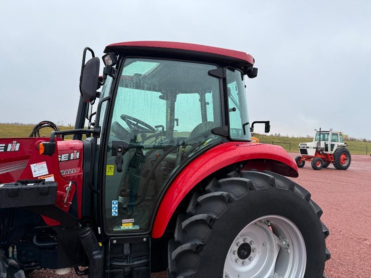 case-ih-farmall-75c-image-17