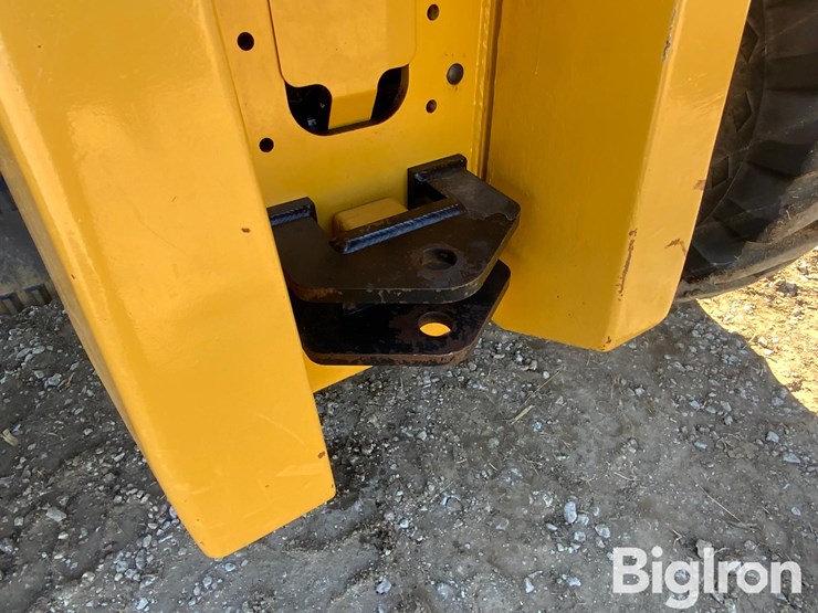 2009-caterpillar-th406-image-19