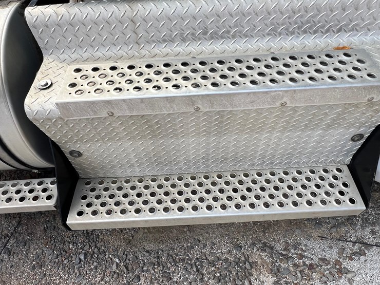 kenworth-t6-image-44