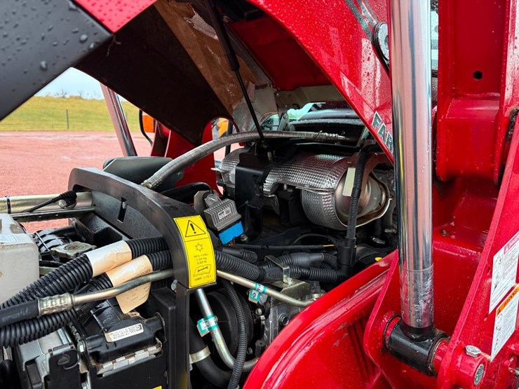 case-ih-farmall-75c-image-42