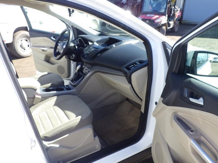 2013-ford-escape-image-6