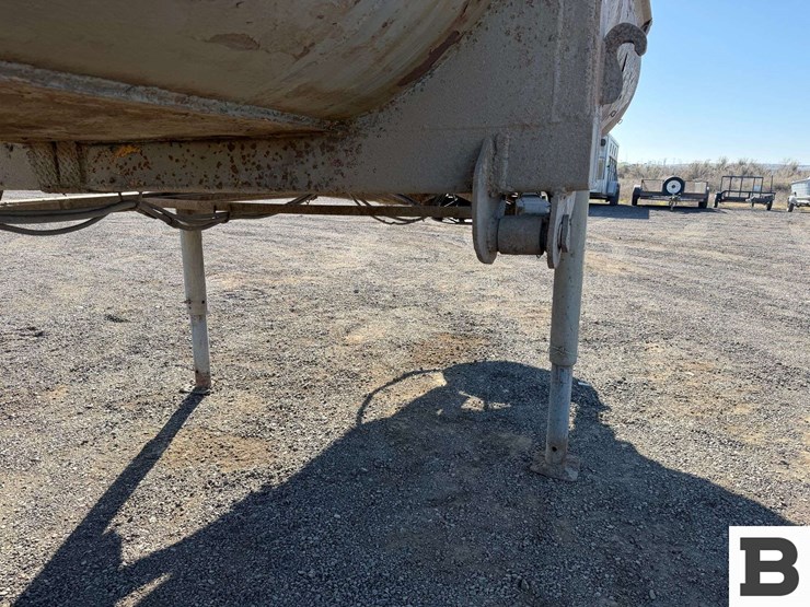 1971-williamsen-end-dump-trailer-image-35