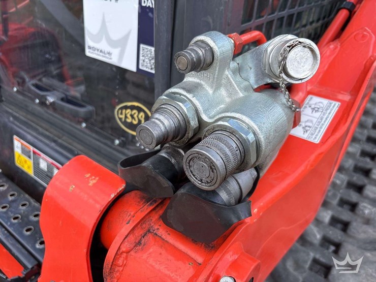 2024-kubota-svl97-2-image-11