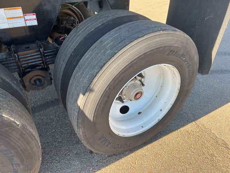 2022-clement-dump-trailer-image-12