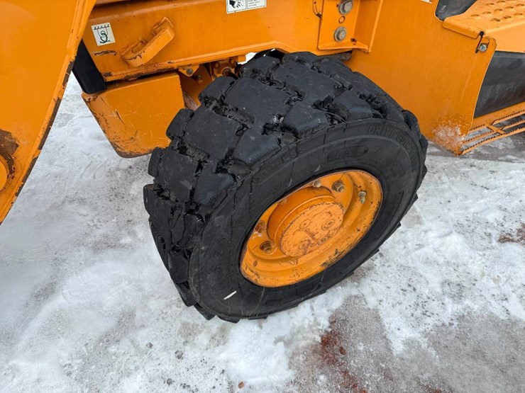 case-570n-xt-image-10