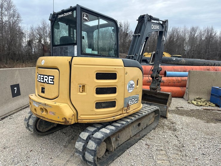 2014-deere-60g-image-3