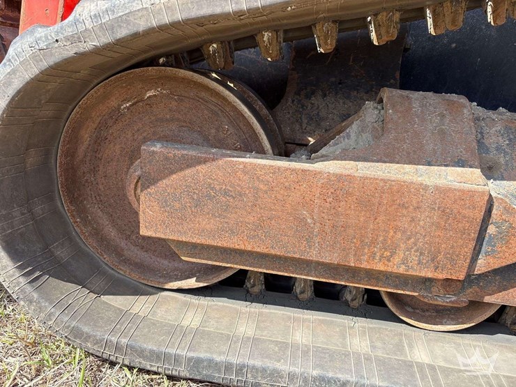 2022-kubota-svl97-2-image-31